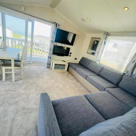 Ocean Breeze Retreats Uk - Primrose Valley *