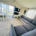 Ocean Breeze Retreats Uk - Primrose Valley *